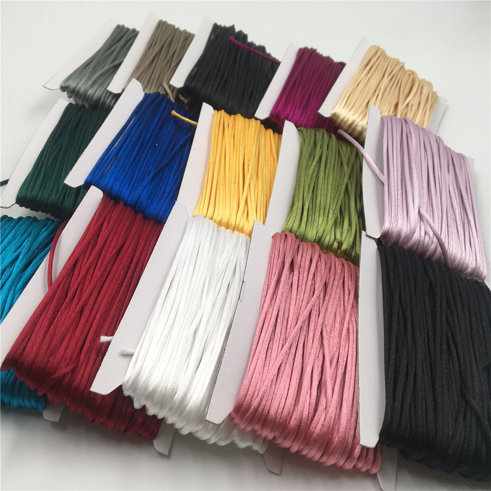 Ribbon Wired Satin - 2 mm geflochtene Makramee-Seide, Makramee-Schnur, Seil,