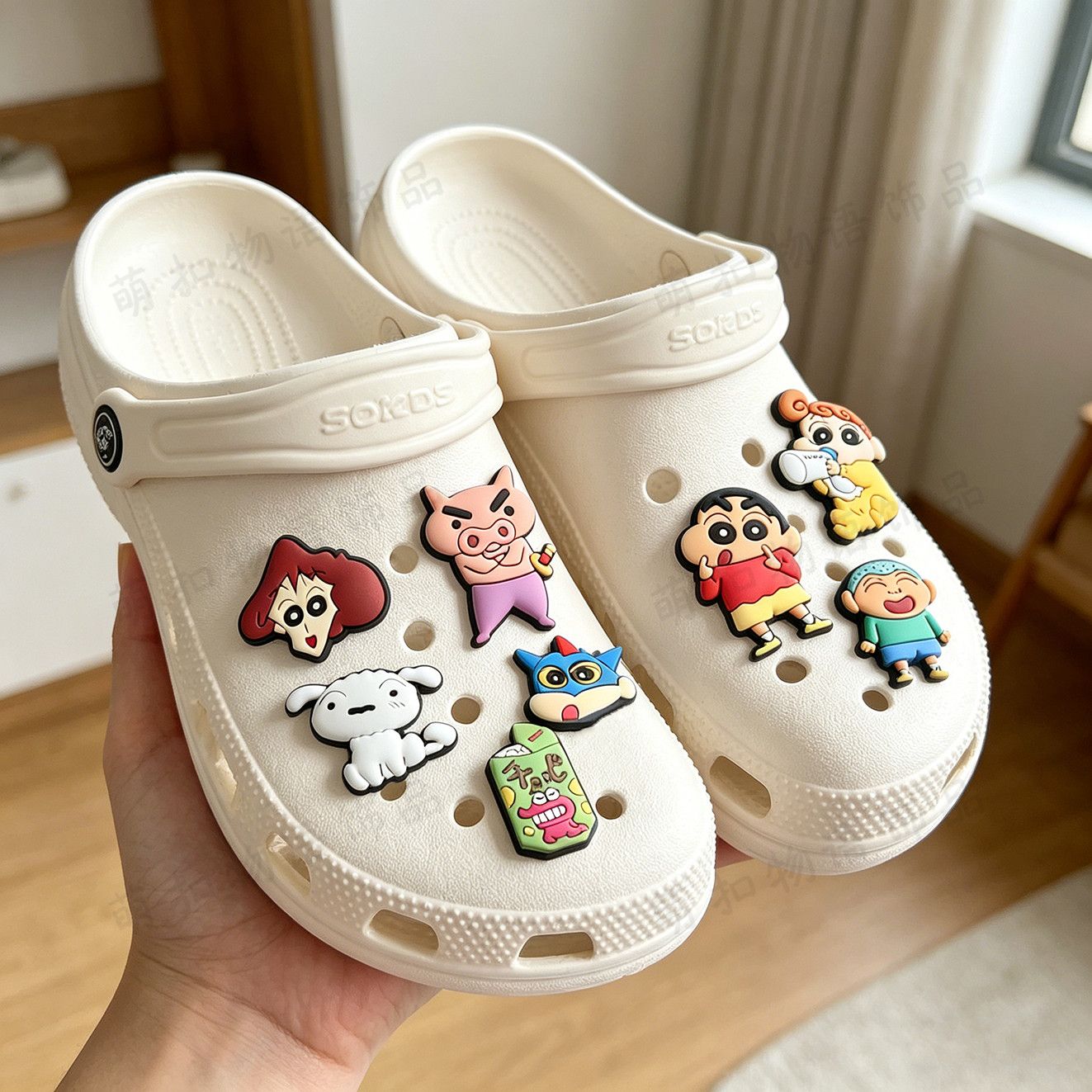 Crayon Shin-chan Schuhblumen-A – Supply Florist Bewertung und Preis